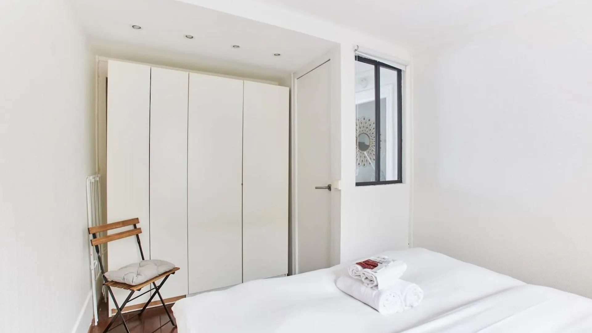 Bnbnova - 1Br - Montmartre & Sacre-Coeur Basilica Paris France